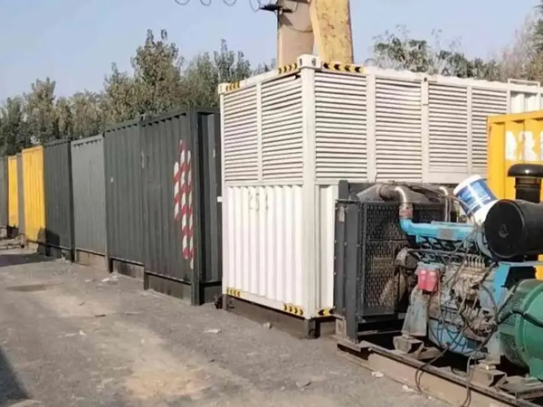 海西200KW柴油发电机机组每小时油耗是多少？